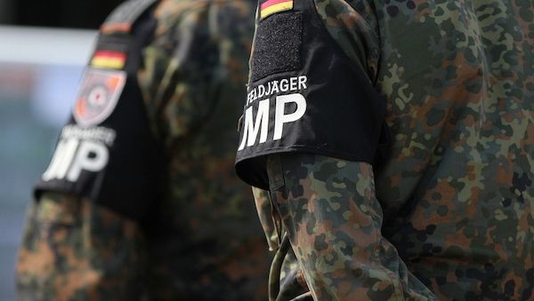 Klingbeil lehnt Wehrpflicht ab