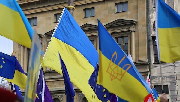 Eutelsat will Satelliten-Netzwerk in Ukraine weiter ausbauen
