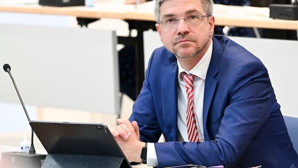 Bürgerentscheid zur Abwahl von Potsdams Oberbürgermeister