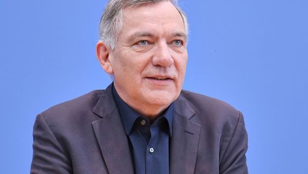 Van Aken gegen Deal von Trump und Putin über Ukraine