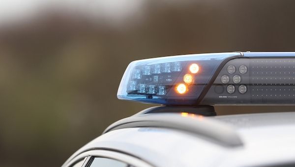 Lkw überrollt Fuß von Radfahrer in Berlin-Gesundbrunnen