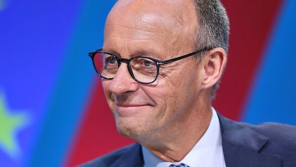 Politbarometer: Union legt leicht zu - AfD büßt ein