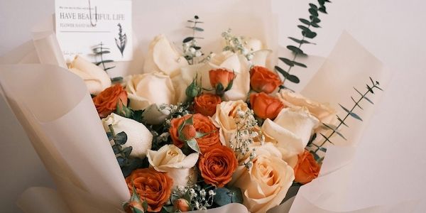 Valentinstag: foodora verzeichnet einen Anstieg bei Bestellungen von Schokolade, Blumen und pikanten Artikeln
