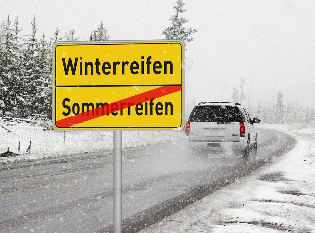 ARAG: Wo welche Winterreifen-Regeln gelten
