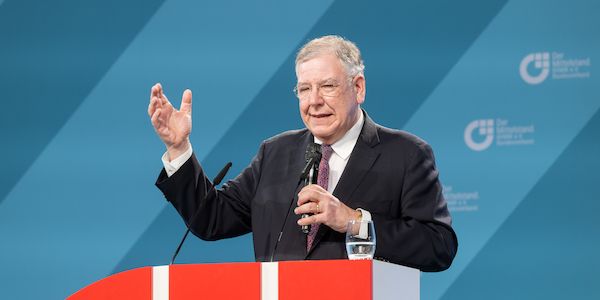 Zukunftstag Mittelstand: Gipfeltreffen der Entscheider aus Wirtschaft und Politik in Berlin