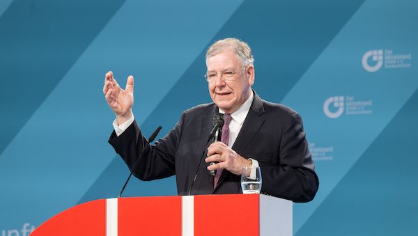 Zukunftstag Mittelstand: Gipfeltreffen der Entscheider aus Wirtschaft und Politik in Berlin