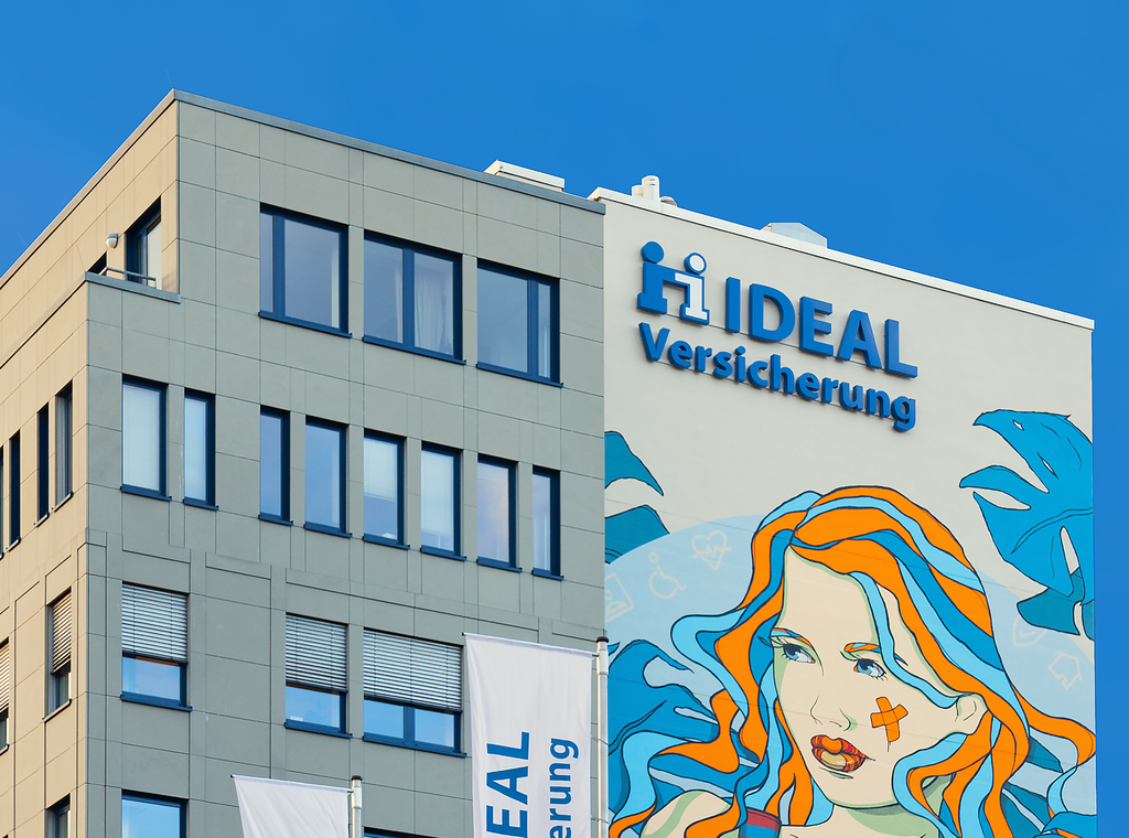IDEAL auf Kurs mit bester Finanzkraft