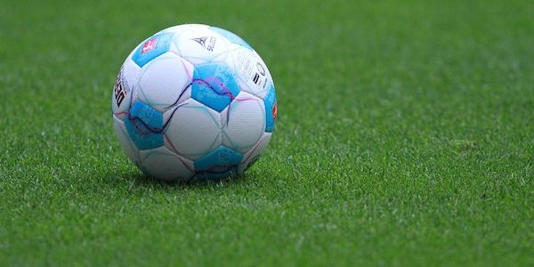 2. Bundesliga: Remis in Köln besiegelt Regensburg-Abstieg
