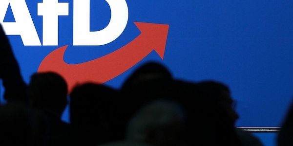 Kiesewetter für Entlassung von AfD-Mitgliedern aus dem Staatsdienst