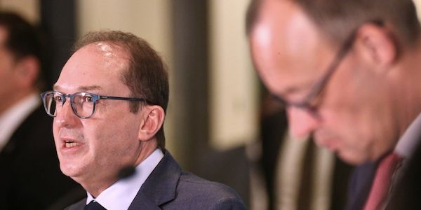 Grüne kritisieren "Schlagbaumpolitik" von Dobrindt und Merz