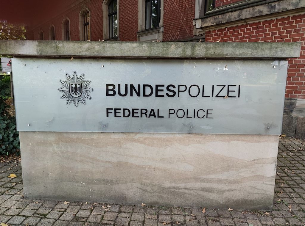 Polizei ermittelt gegen geflüchtete Afghanen wegen Urkundendelikten