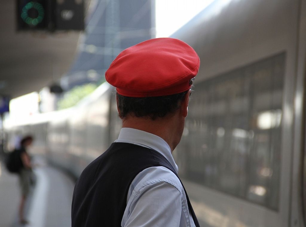 Zahl tätlicher Angriffe auf Bahn-Mitarbeiter wächst deutlich