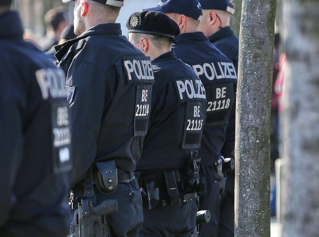 Mutmaßlicher Dreifachmörder von Weitefeld weiter auf der Flucht