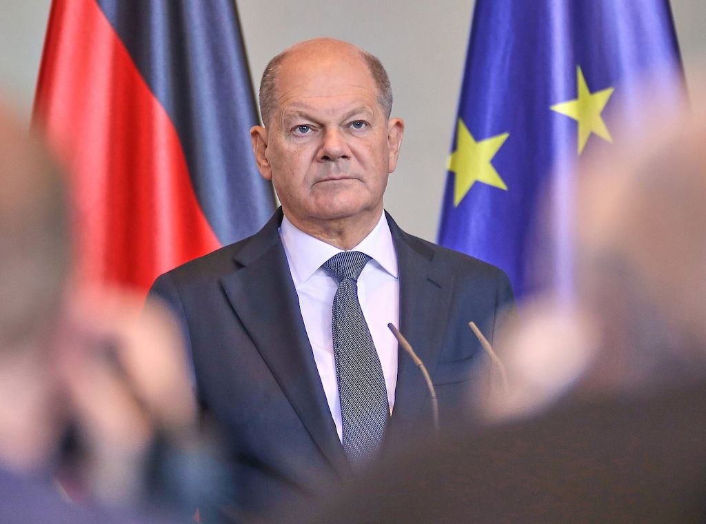Großer Zapfenstreich für Scholz am 5. Mai