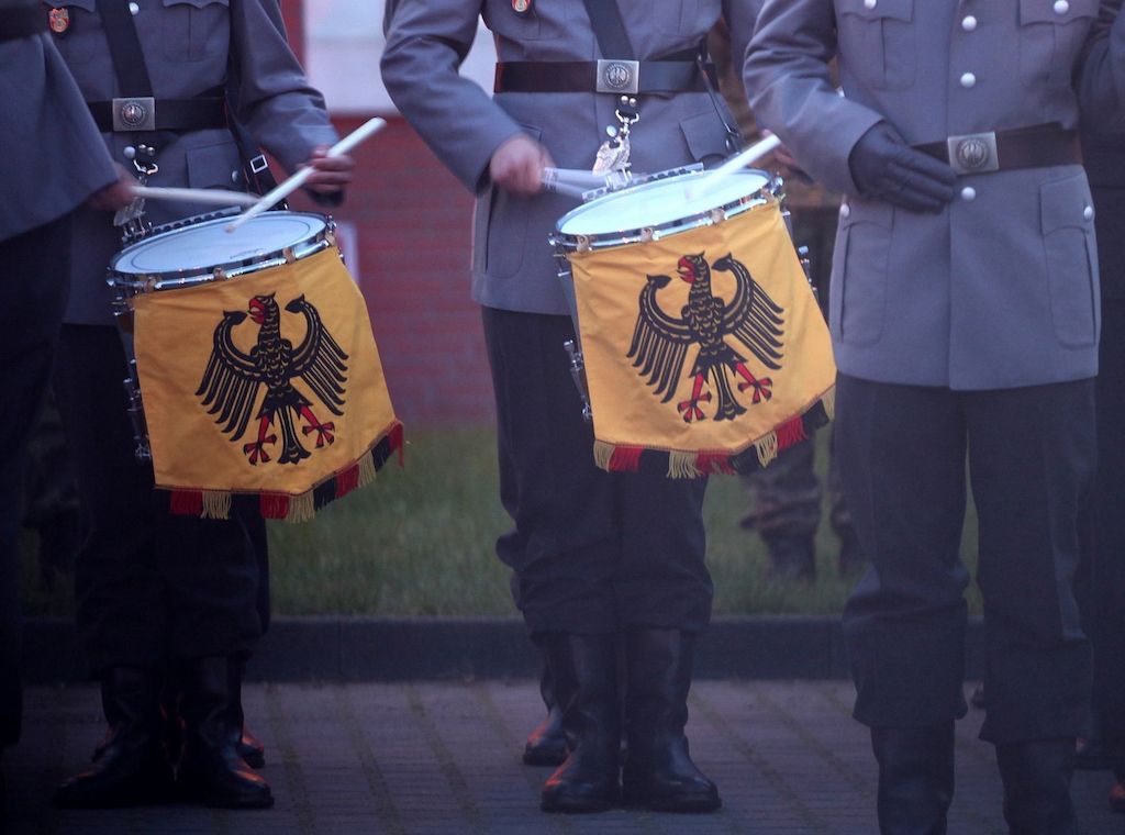 Scholz steht Großer Zapfenstreich zu - Noch nicht entschieden