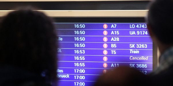 Bundespolizei fasst Betrüger am Frankfurter Flughafen