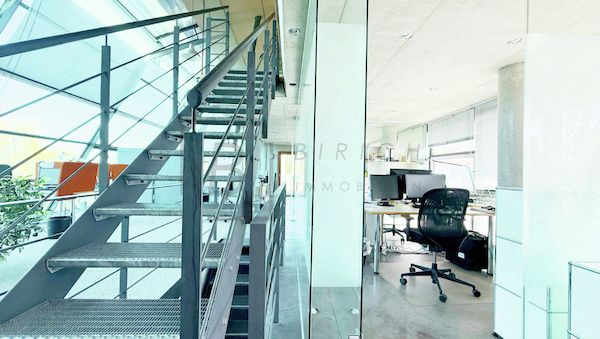 Modern. Flexibel. Repräsentativ. – Büro- und Gewerbefläche mit Weitblick