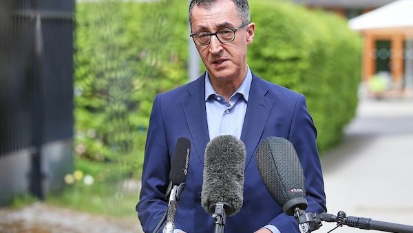 Özdemir nennt gescheiterte Kanzlerwahl "Betriebsunfall"