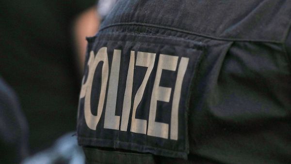 Mutmaßlicher Telefonbetrüger in Stuttgart-Zuffenhausen festgenommen