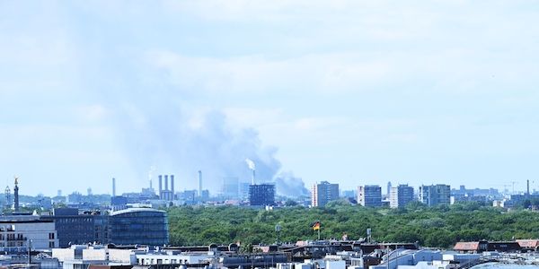 Großbrand in Spandau - Berliner Feuerwehr im Einsatz