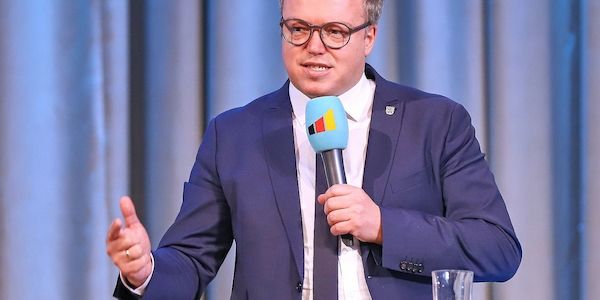Ministerpräsident Mario Voigt plädiert für neues Selbstbewusstsein Ostdeutschlands