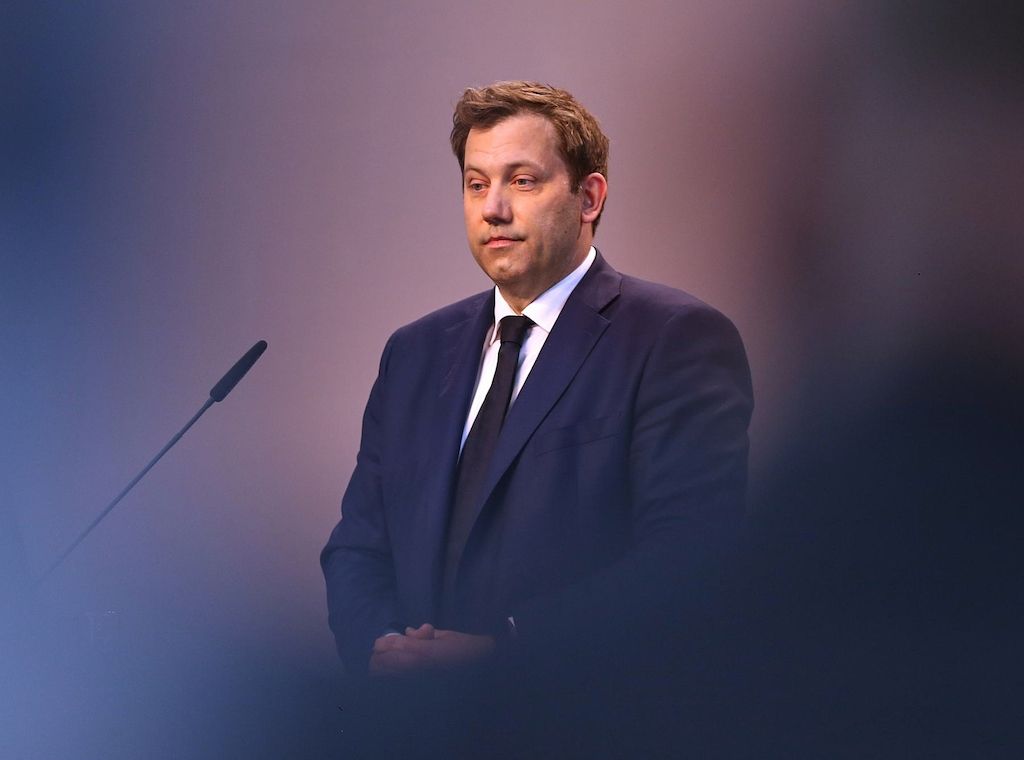 Schweitzer für Verbleib von Klingbeil an SPD-Spitze