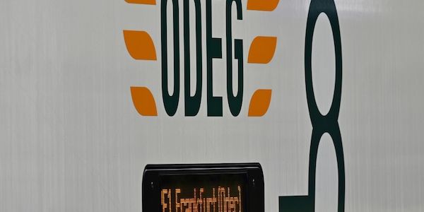 Zug erfasst Mann an Bahnübergang in Oder-Spree - Strecke gesperrt