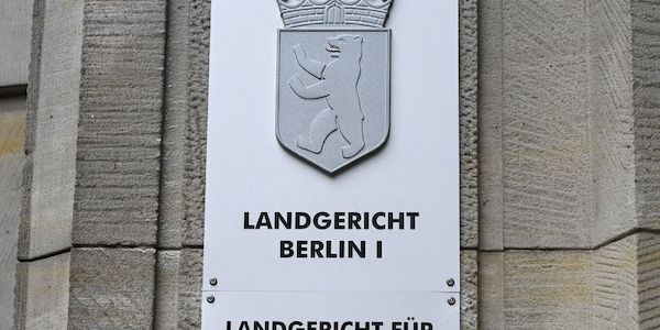 Berlin: Tochter im Netz zum Missbrauch angeboten