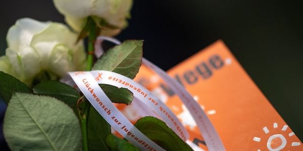 Tausende Jugendliche in Berlin und Brandenburg feiern Eintritt in das Erwachsenenleben