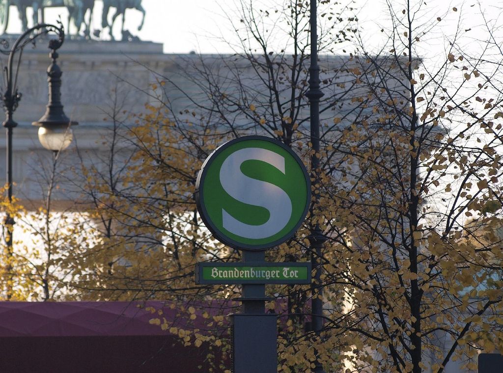 Signalkabel an Berliner S-Bahnstrecke durchtrennt
