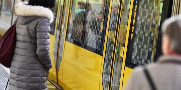 U-Bahn-Türen bei Abfahrt offen halten: Es droht Geldstrafe