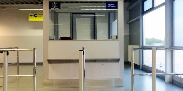 Zoll in Stuttgart sichert Goldschmuck im Wert von 18.000 Euro
