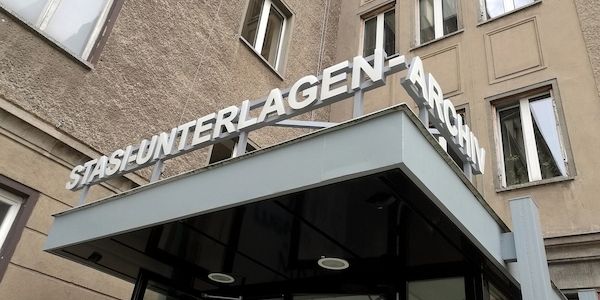 Bundesarchiv fürchtet Verlust von Akten und Stasi-Unterlagen