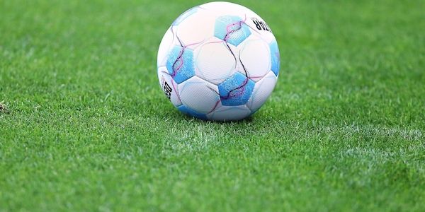 2. Bundesliga: Spätes Remis in Paderborn - Jahn vertagt Abstieg