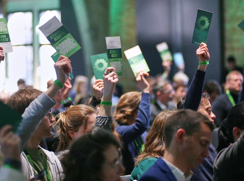 Grüne in Hamburg billigen Koalitionsvertrag