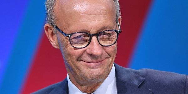 Bericht: Merz besetzt Führungsposten im Kanzleramt neu