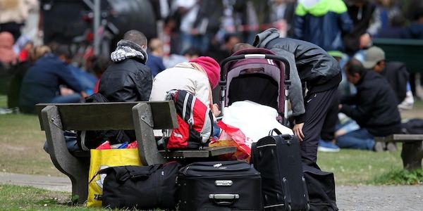 Dobrindt will Migration "wieder vom Kopf auf die Füße stellen"