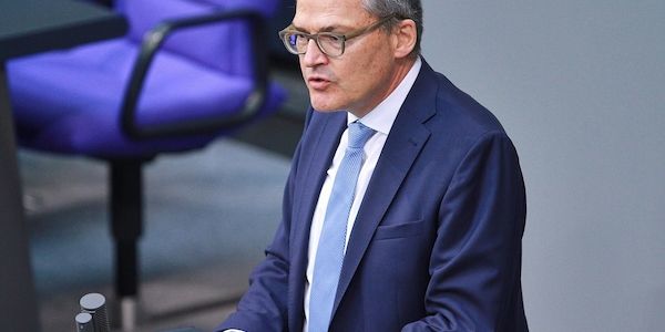 Kiesewetter pocht auf Aufnahme afghanischer Bundeswehr-Ortskräfte