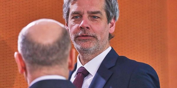 Hebestreit hält Humor von Scholz für unterschätzt
