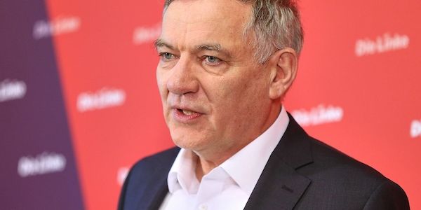 Van Akten legt "Sechs-Punkte-Plan für mehr Demokratie" vor
