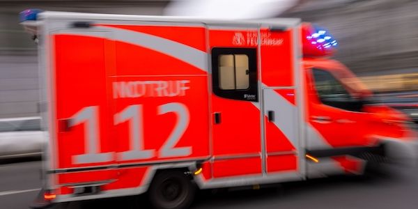 Schwerer Verkehrsunfall auf der Berliner-Heerstraße - zwei in Lebensgefahr