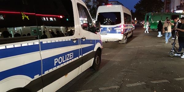 Streit im Bezirksamt Berlin-Neukölln über Rechtsextremismus-Bericht