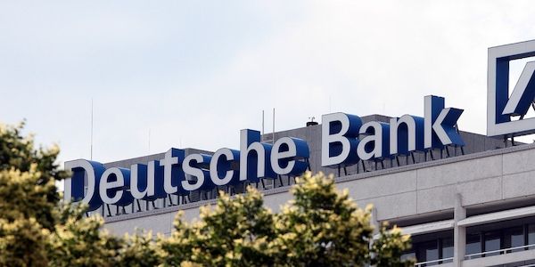 Deutsche Bank für öffentliche Förderung von Rüstungskrediten