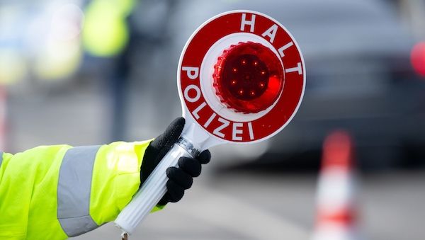 Berlin: Mann mit «sprengstoffverdächtigem Gegenstand» gestoppt
