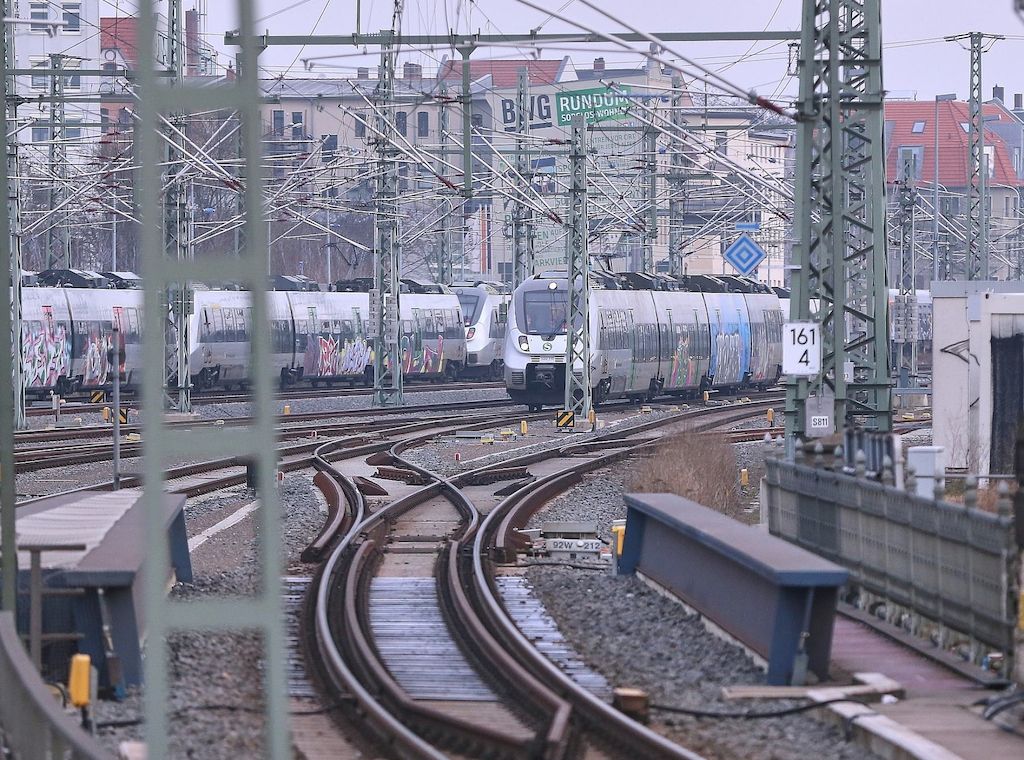 Bundespolizei in Leipzig warnt vor gefährlichem Trainsurfen