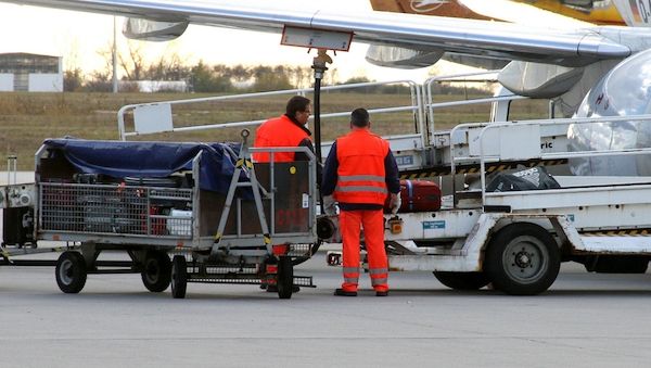 Länder: Verkehrsminister muss Abwanderung von Airlines verhindern