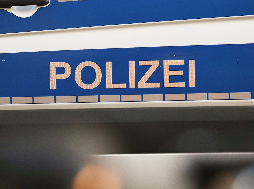 Hamburg: 72-Jähriger stürzt in Gleisbereich und wird von S-Bahn erfasst