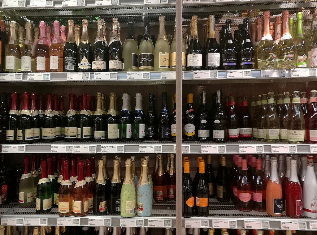 Linke und Grüne für höhere Preise auf alkoholische Getränke