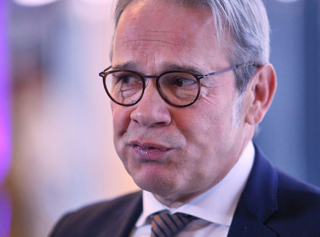 Thüringens Innenminister empfiehlt Belehrung von Beamten über AfD