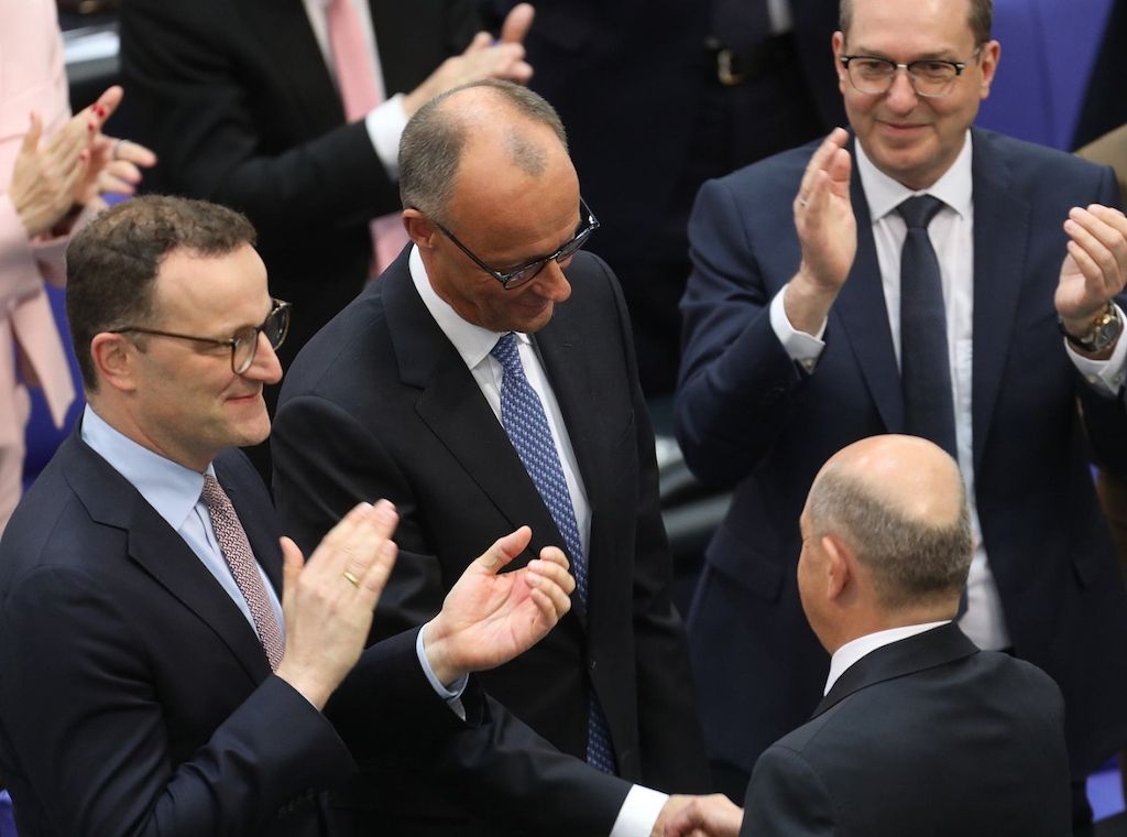 Merz im zweiten Wahlgang zum Bundeskanzler gewählt